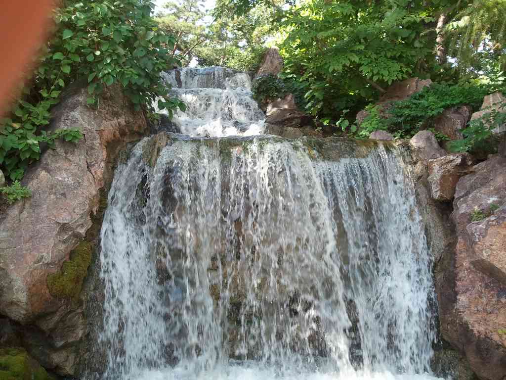 I LOVE waterfalls!