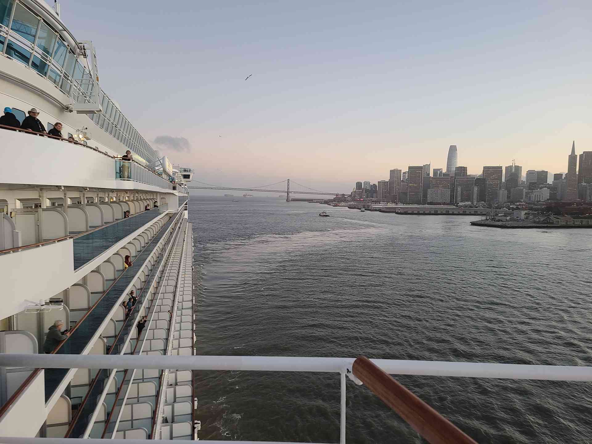 Leaving Pier 27 in our wake.
